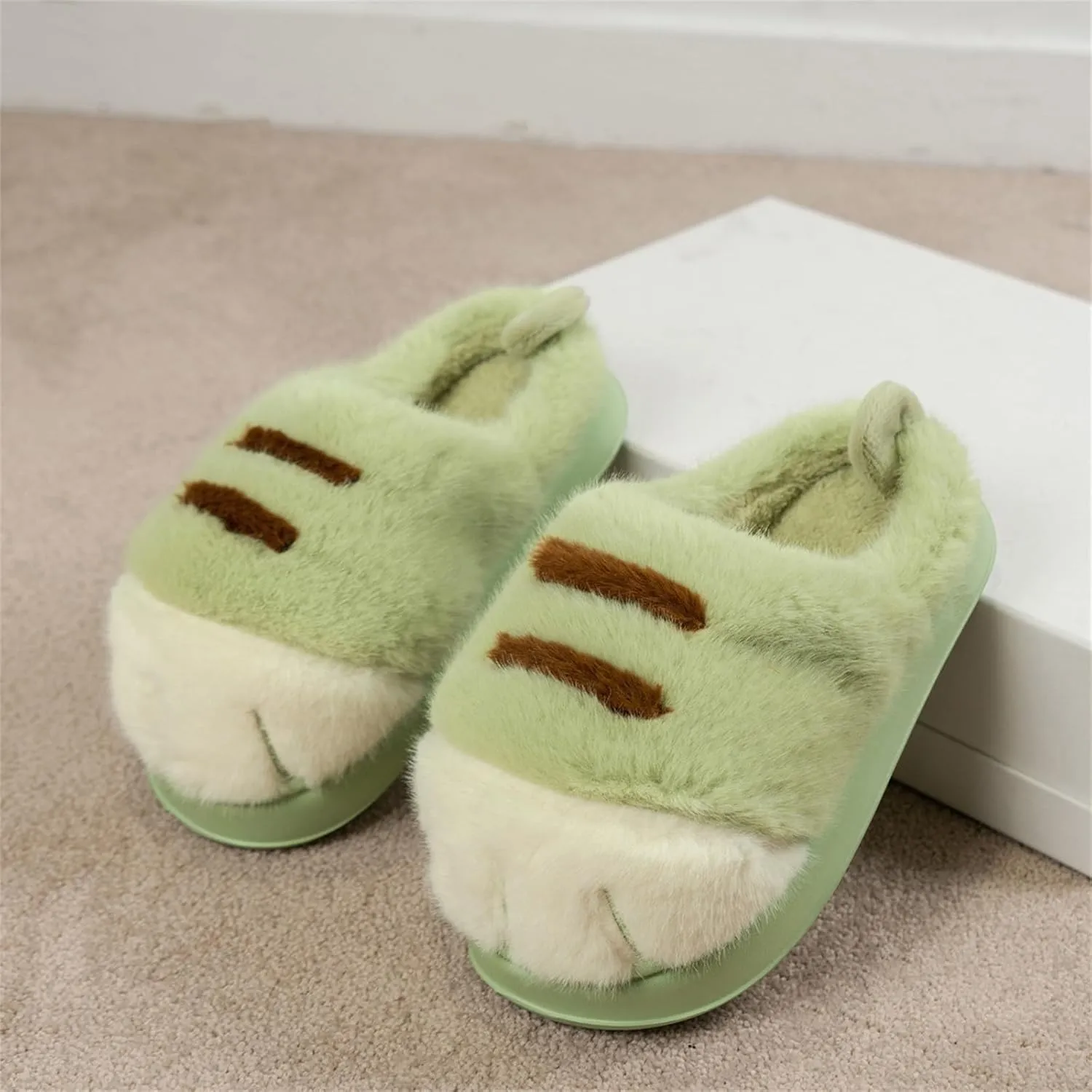 Cat Paw Slippers, Cat Slippers for Women 3D Cat Paw Cartoon Slipper Warm Fluffy Furry Winter Indoor Outdoor Slides