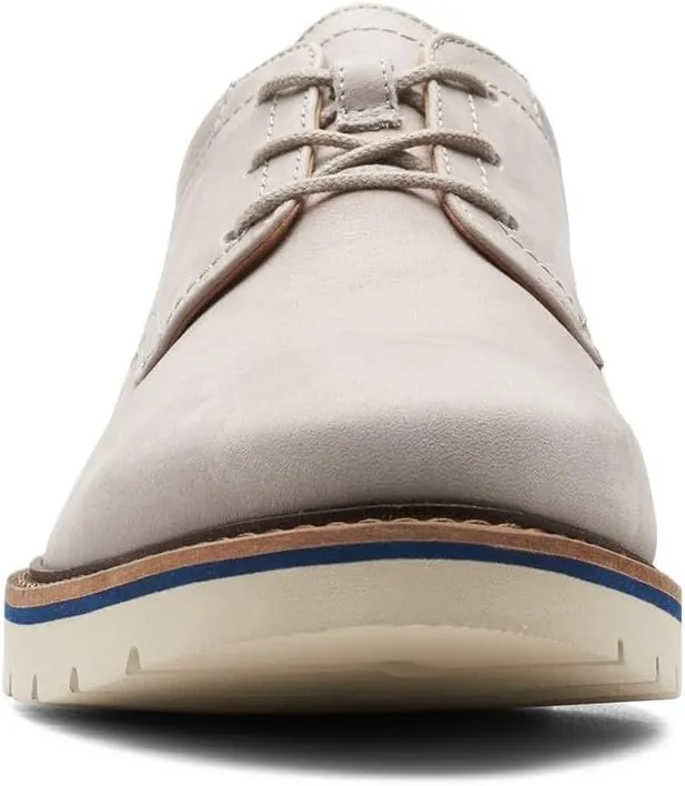 Clarks Men's Bayhill Plain Oxford