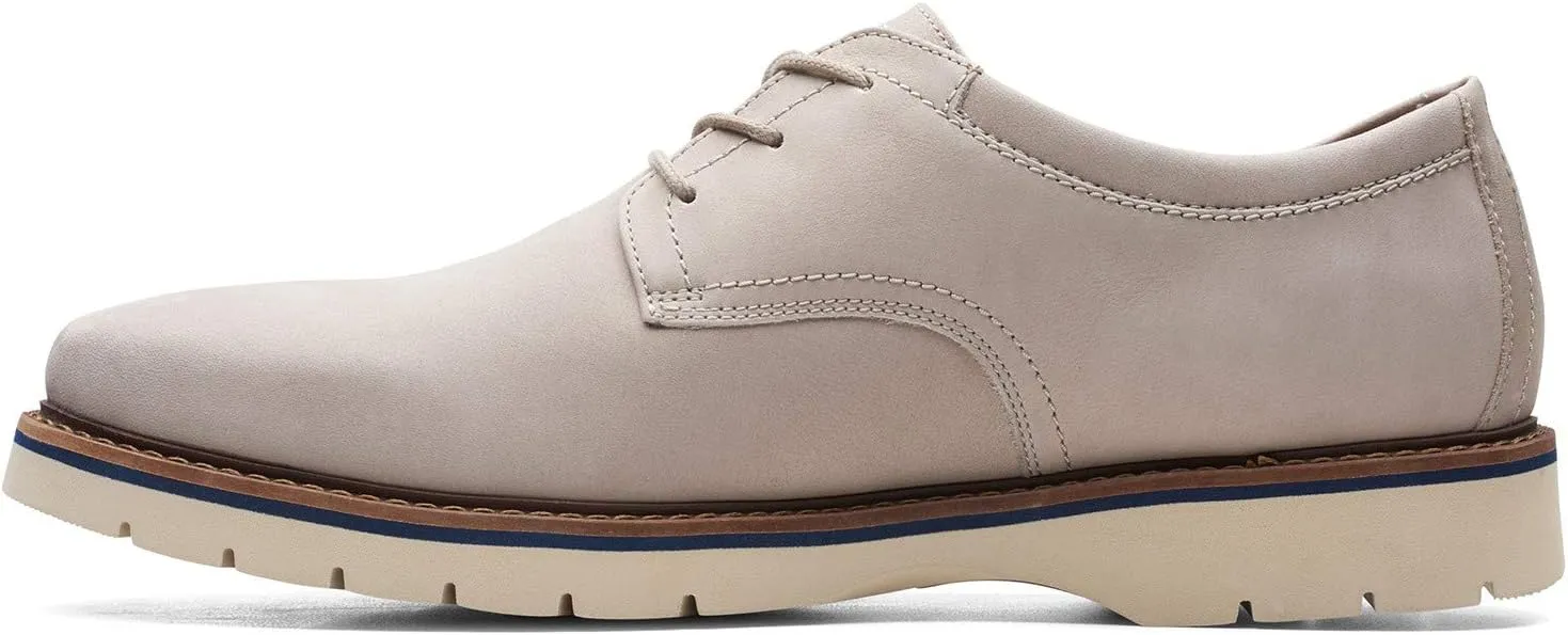 Clarks Men's Bayhill Plain Oxford