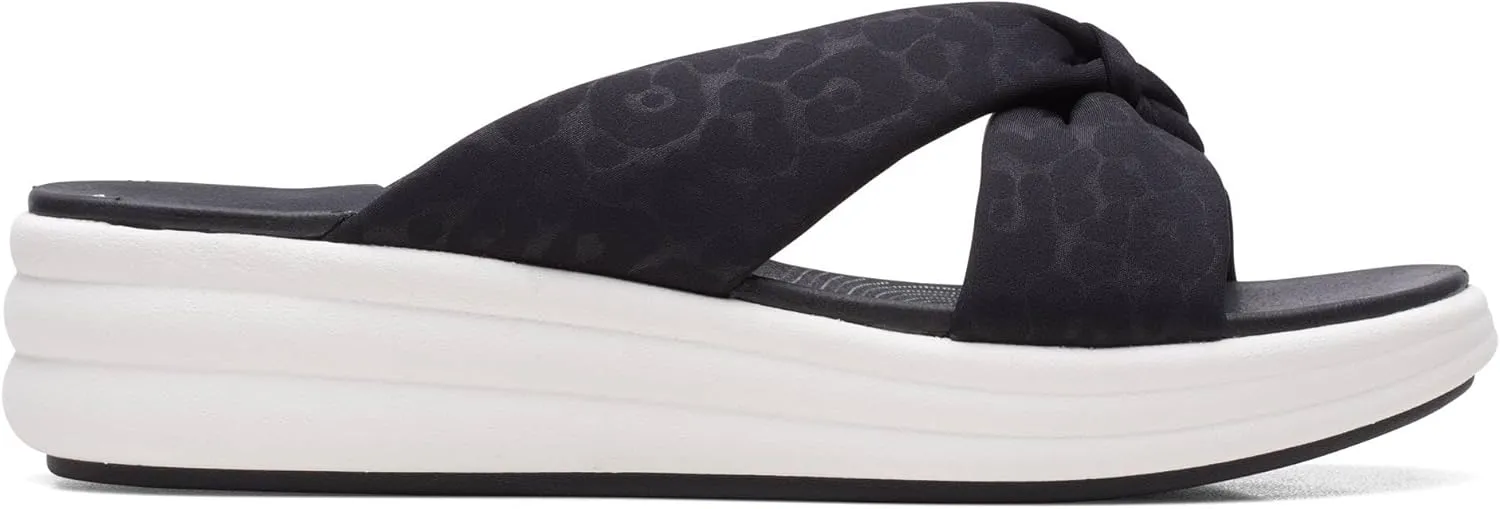 Clarks Women's Drift Ave Flat Sandal