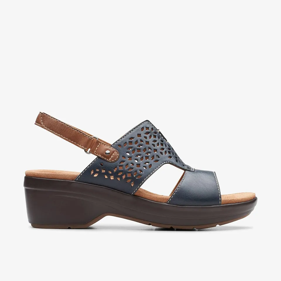 Clarks Women's Tuleah Sun Black | Navy Leather
