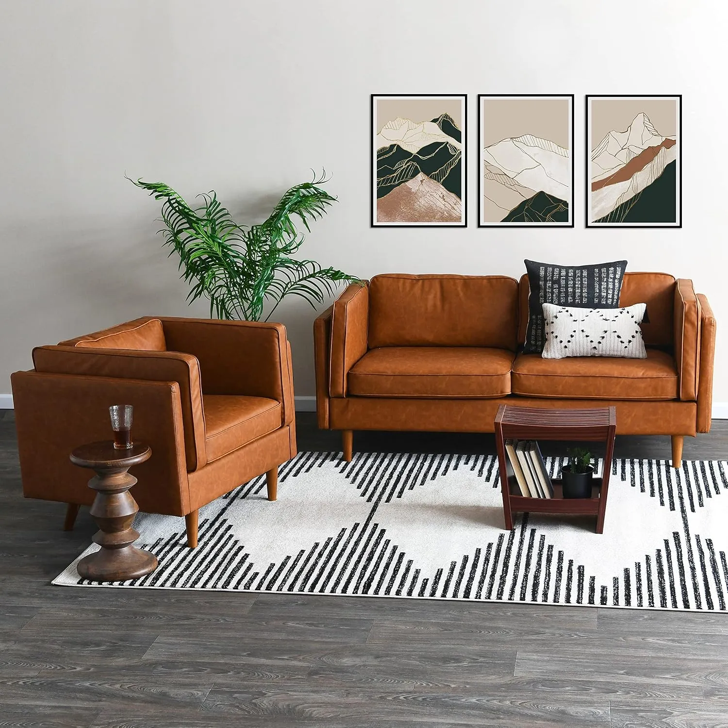 Creative Co-Op Berns Mid-Century Modern Solid Mango Flat Top, Stool/End Table, Walnut
