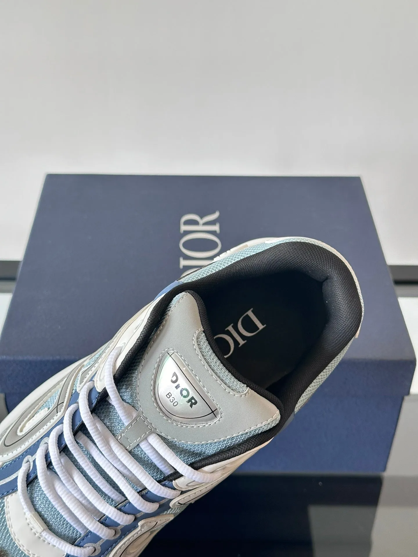 DIOR B30 WHITE BLUE Minimalistic Retro-inspired
