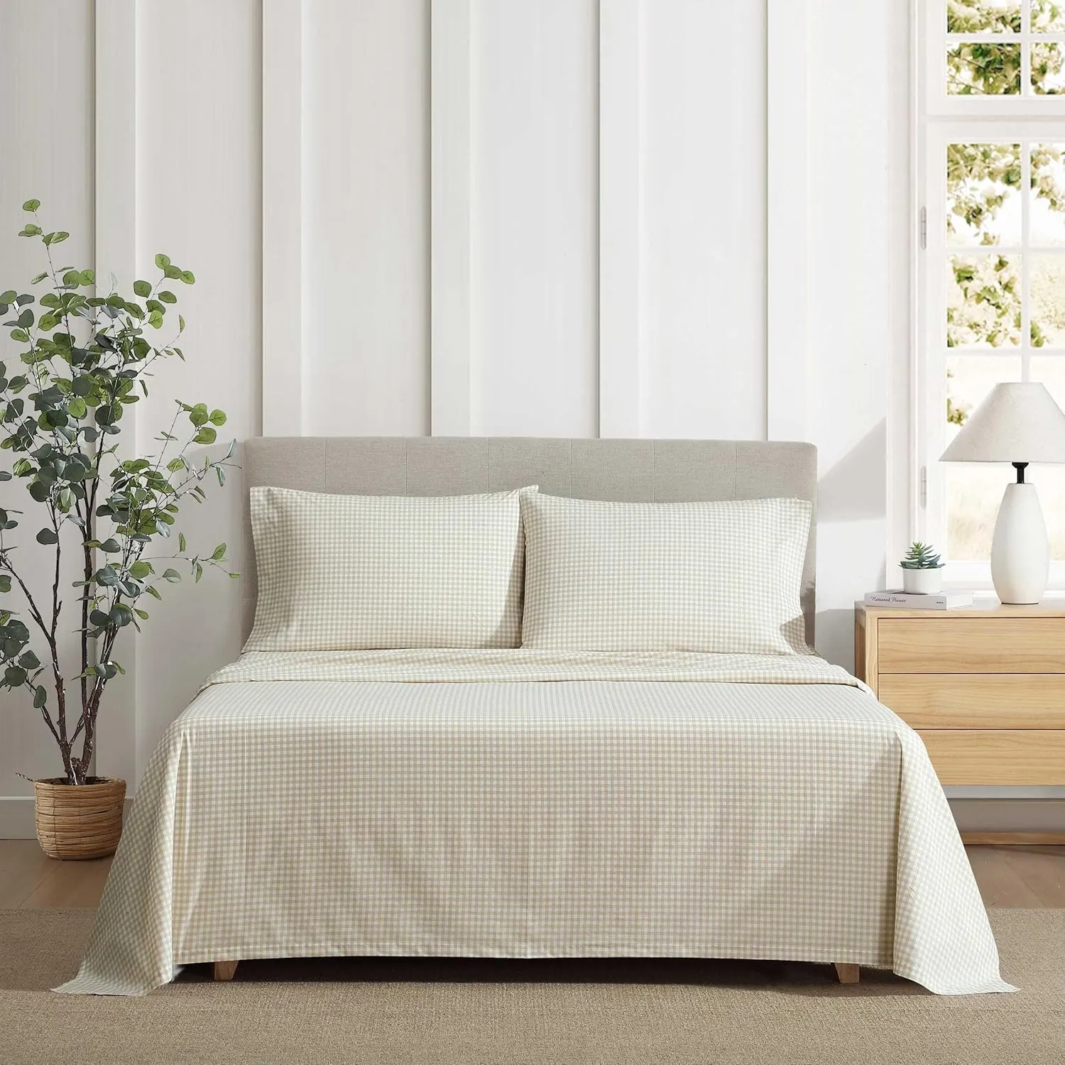 Eddie Bauer - Sheet Set, Cotton Percale Bedding with Matching Pillowcase, Crisp & Breathable, 200-Thread Count, Classic Comfort Essentials (Little Gingham Beige, Queen)