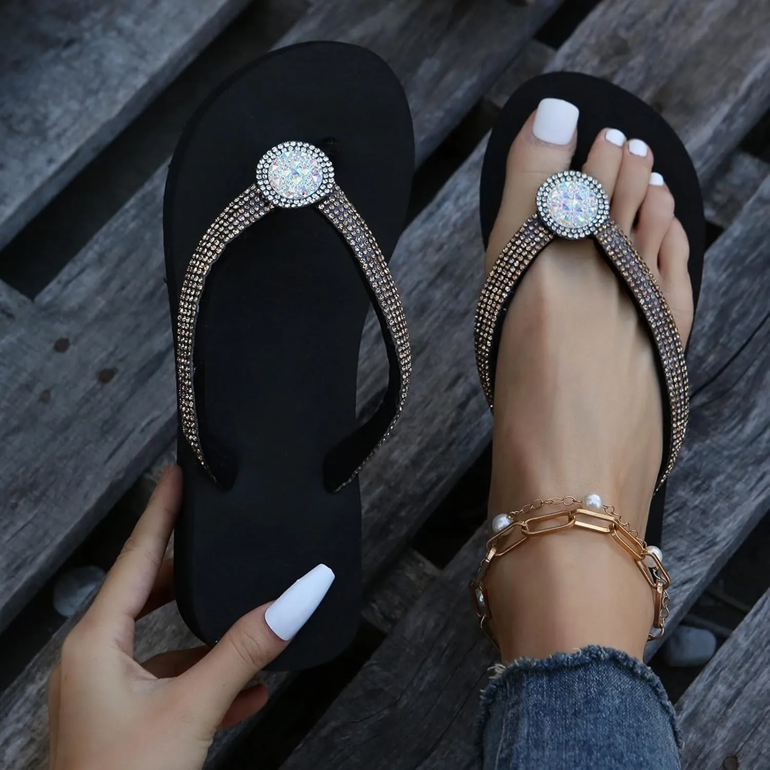 Flat Flip Flops for Women 2025,Open Toe Rhinestones Sparkly Glitter Sandals Ladies Summer Comfortable Slingback Slides Comfy Soft Memory Foam CasualShoes for Beach Holiday Outdoor Indoor