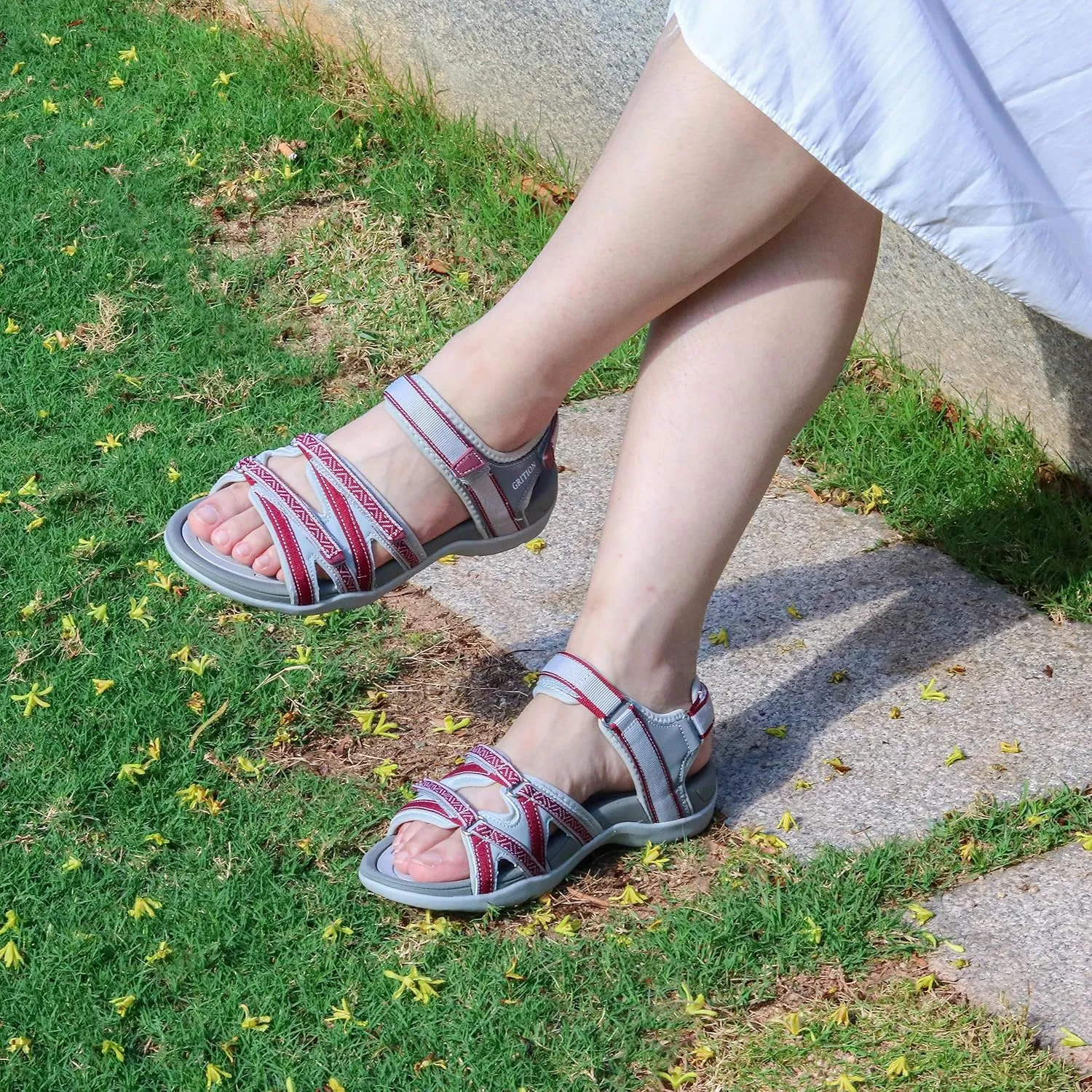 GRITION Women Hiking Sandals Girls, Outdoor Sport Water Shoes, Summer Flat Cross-Tied Sandals Open Toe Adjustable Walking Shoes