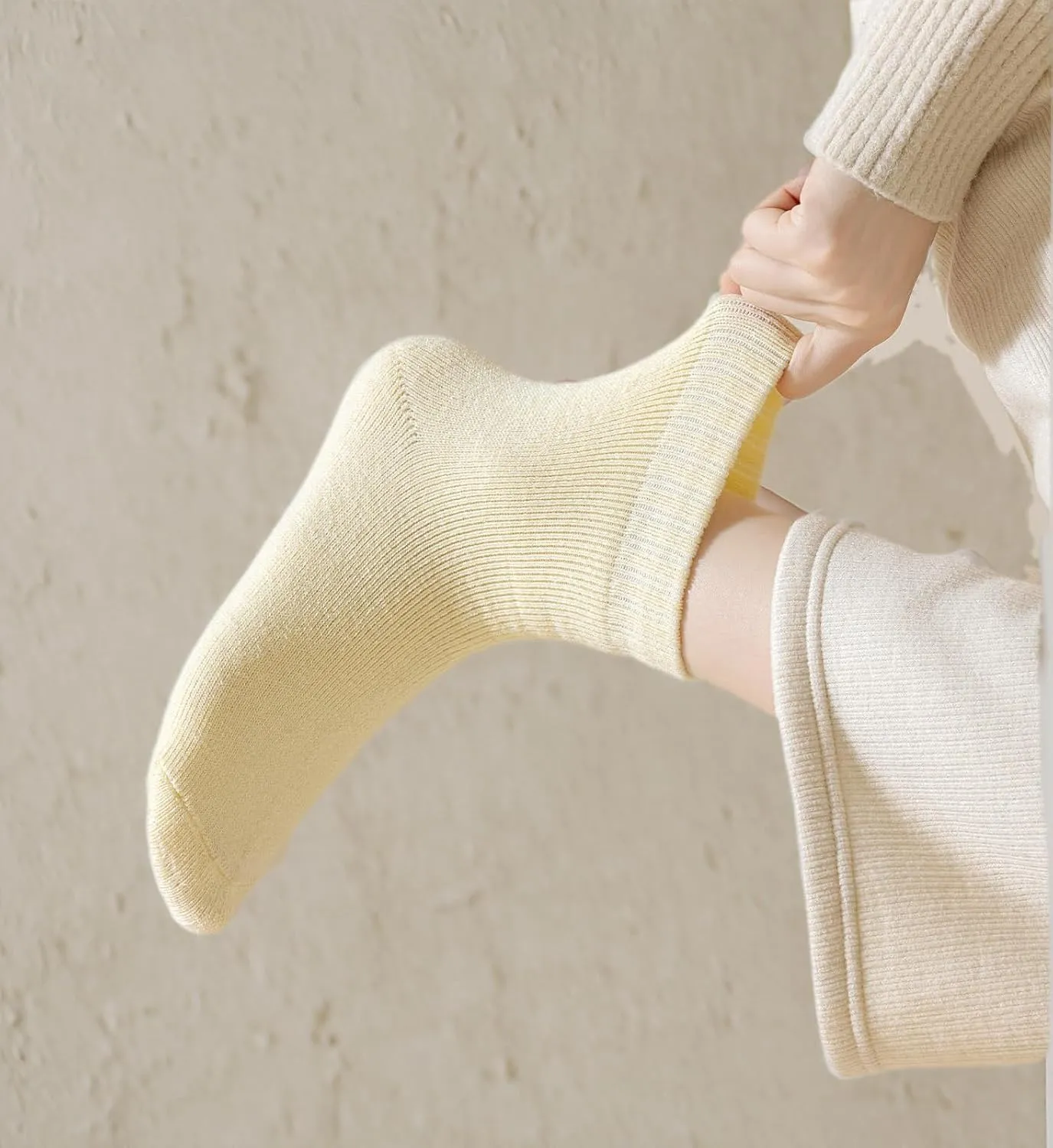 KANAV 7 Pairs Warm Winter Socks for Women Thick Thermal Boot Socks Comfy Slouchy Fuzzy Slipper Socks Cozy Chunky Ankle Socks