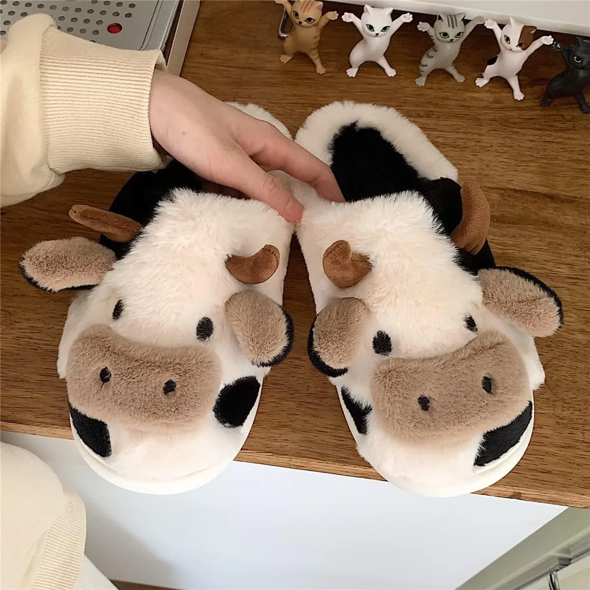 Kids Cow Animal Slippers, Toddler Boys Girls Cute Fuzzy Non-Slip House Slippers for Indoor and Outdoor