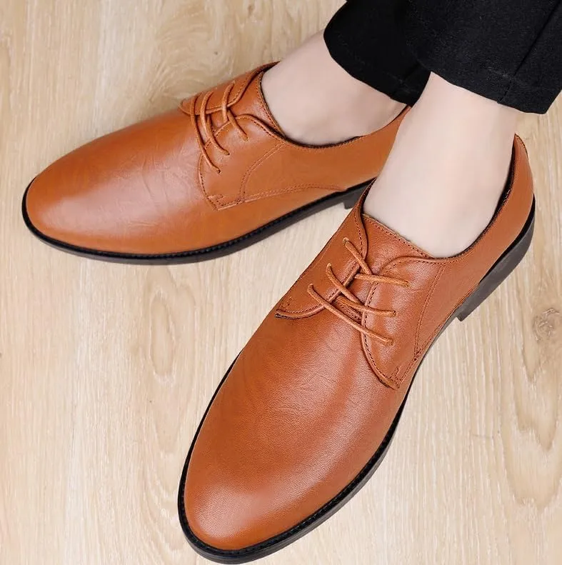 Man Brogue Shoes Men's Casual Retro Wedding Work Business Shoes Classic Pointed Toe Slip-On Shiny Checkered Comfortable Dress Loafers