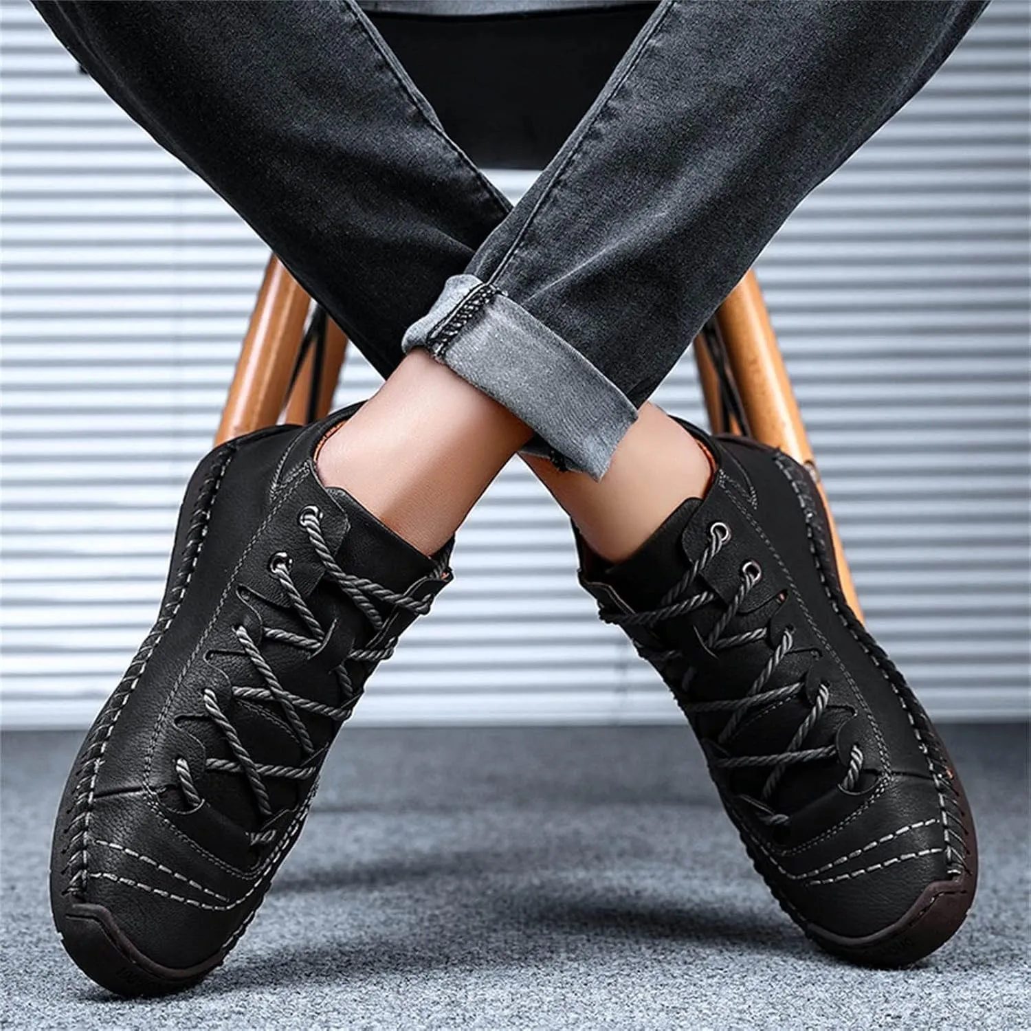 Mens Leather Tuxedo Shoes Fashion Summer and Autumn Men Leather Shoes Flat Soft Bottom Comfortable Mid Top Lace Up Casual Real Leather Shoes