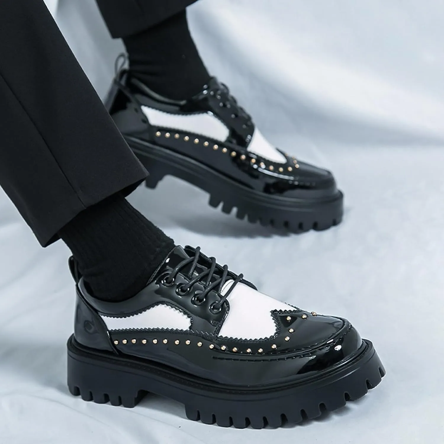 Men's Patent Leather Platform Wingtip Oxford Shoes with Rivets Round Toe Lace Up Lug Sole Brogue Dress Shoes Comfortable Business Work Causal Derby Oxfords