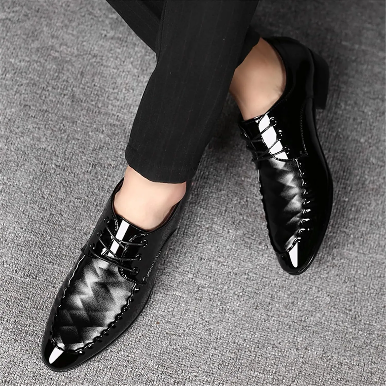Men's Shiny Patent Leather Dress Shoes Formal Business Casual Oxford Trendy Plaid Upper Tuxedo Shoes for Men