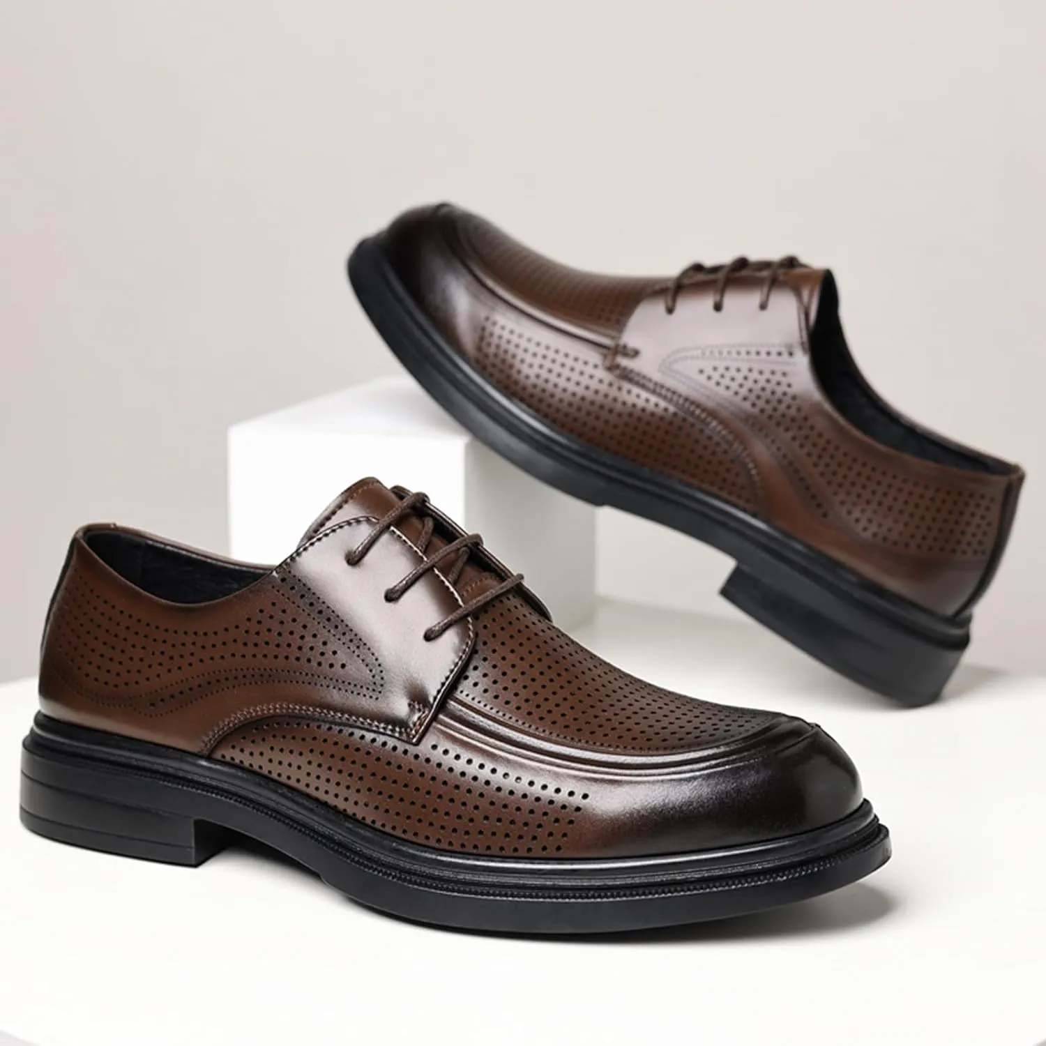 Men's Summer Hollow Breathable Leather Dress Lace-up Oxford Shoes Casual Non-Slip Walking Formal Wedding Business Wintips Flat Derby Shoes