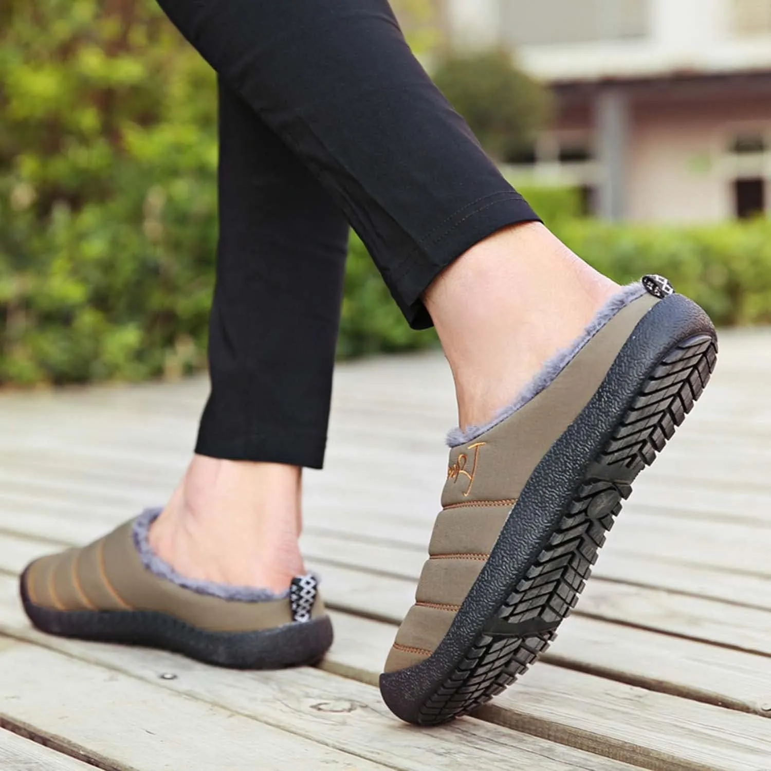 Mens Waterproof House Slippers Plus Size Non-slip Rubber Sole Slip on Winter Warm Lined Home Slippers