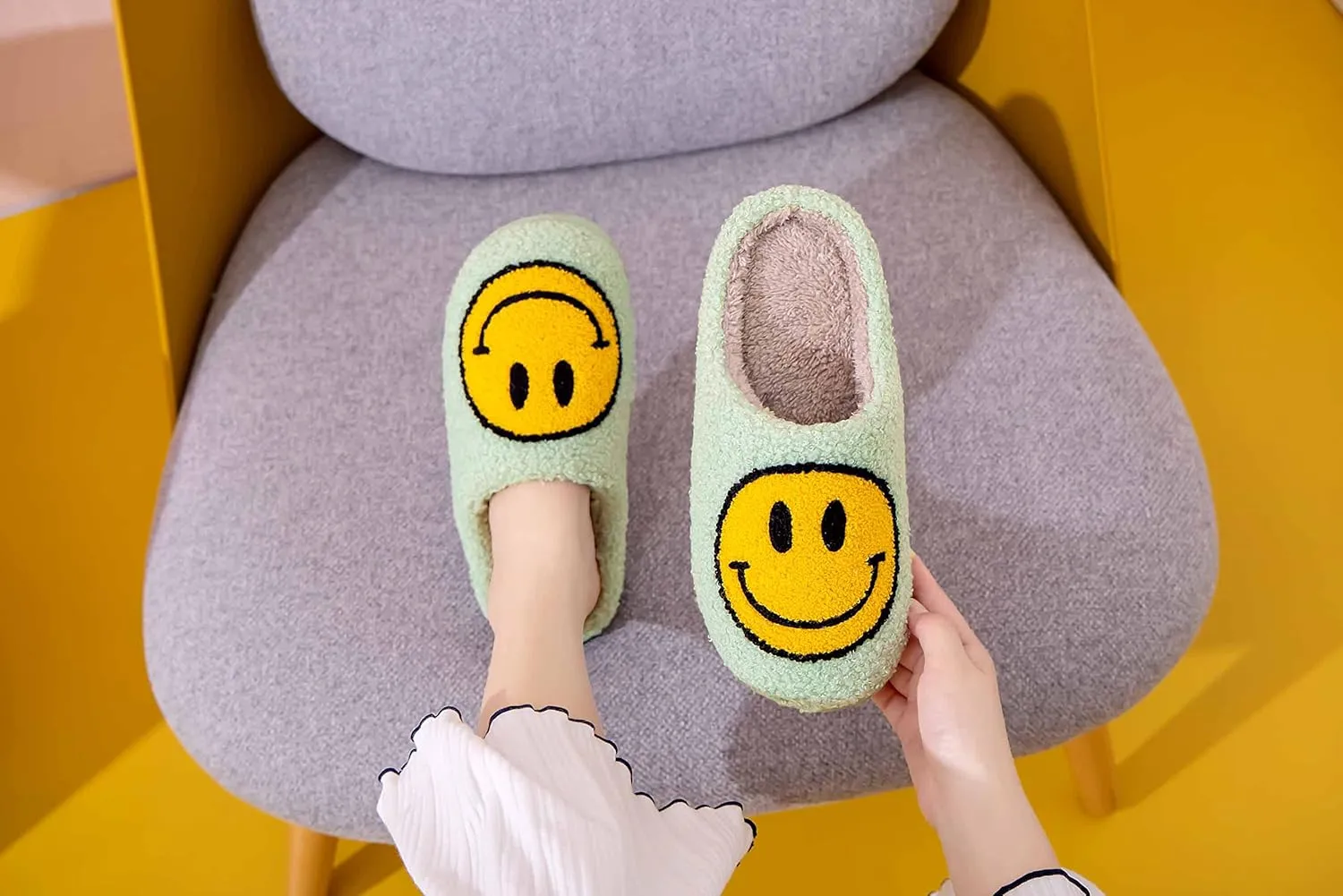 NEVEROLD Fun Happy Face Smile Emoticon Fluffy Sherpa Slip On House Slippers for Women and Men