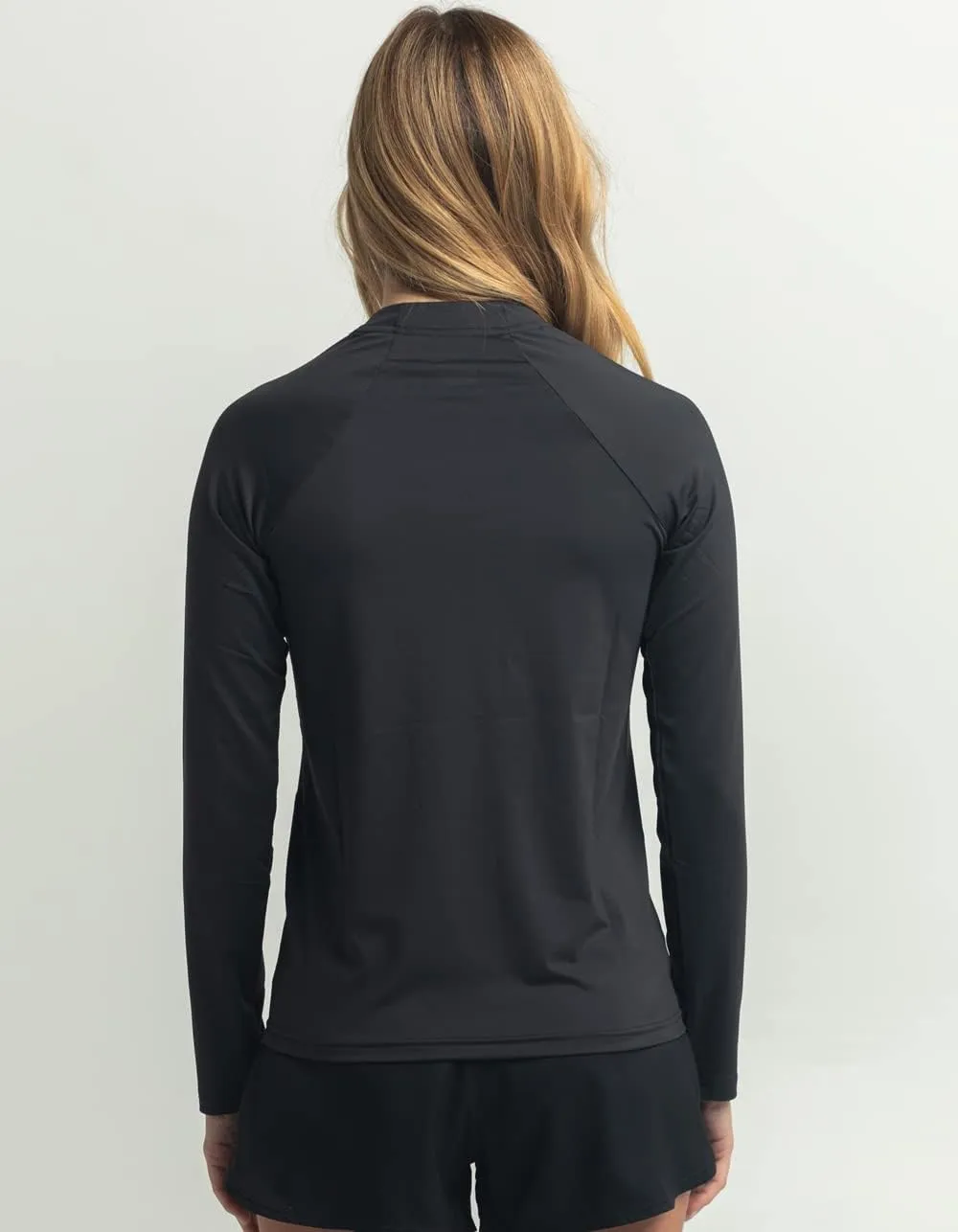 Nike Swim Women's Essential Long Sleeve Hydro Rash Guard Black