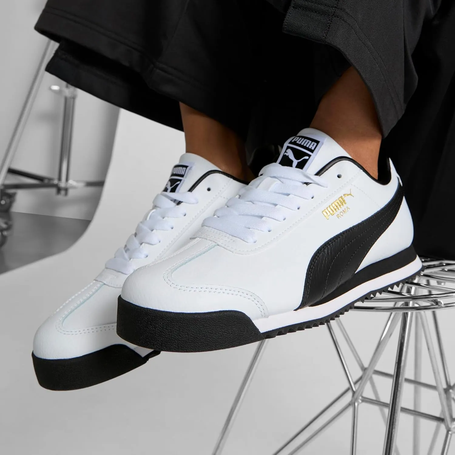 PUMA Women's Roma Shoes Sneaker