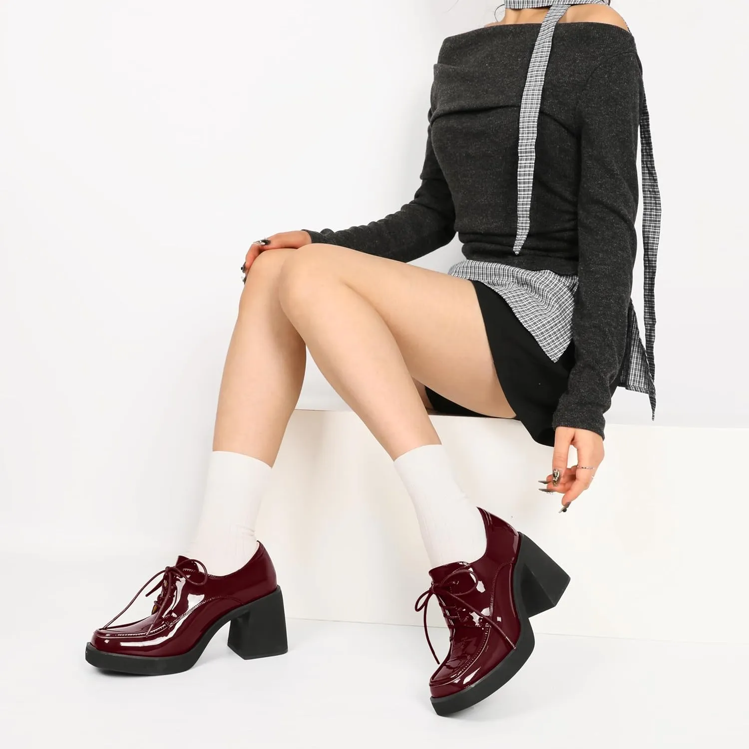 SAMMITOP Platform Oxfords for Women Chunky Lace Up Oxford Shoes Square Toe Casual Comfort Business Work Office Dress Shoes Patent Leather 3.2 Inches