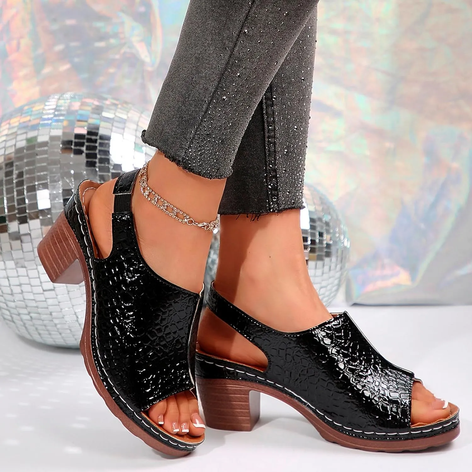 Summer Beach Sandals For Women 2025 Buckle Strap Cutout Glitter Shoes Peep Toe Chunky Block Heel Bright Color Party Sandal