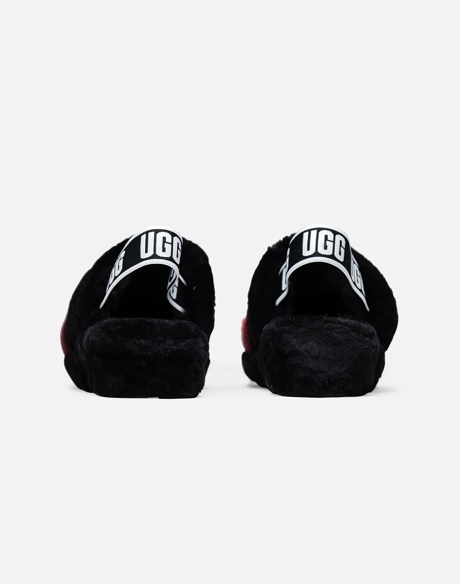 UGG FLUFF YEAH LOGO SLIDES