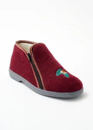 Wide embroidered high slippers