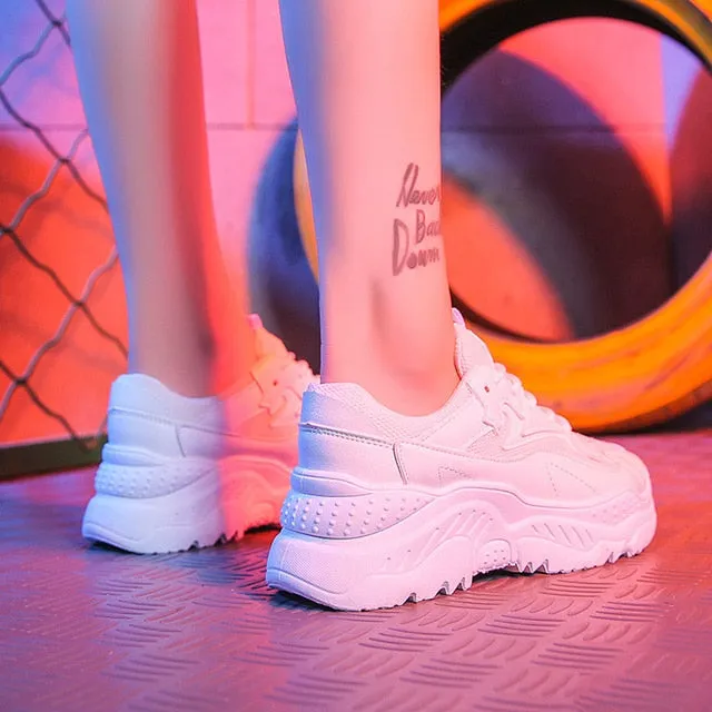 Women Breathable Mesh Sneakers
