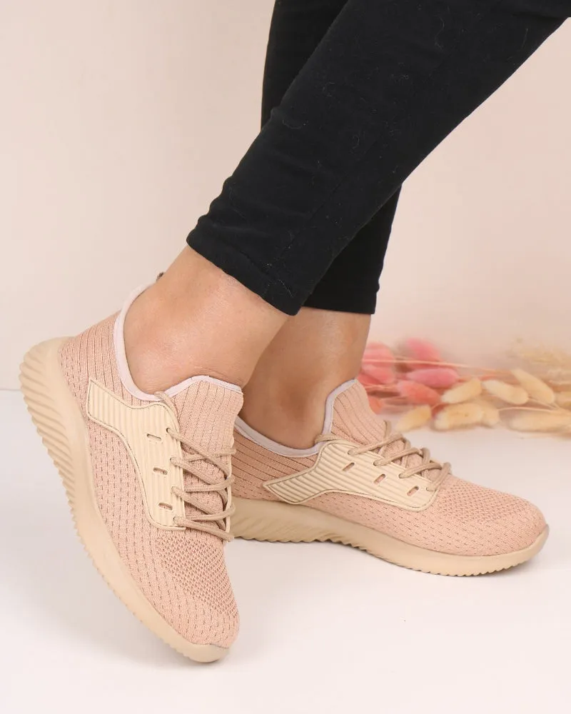 Women's Elite Sneakers 4130