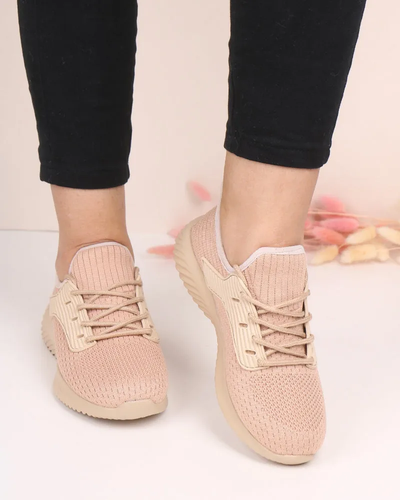 Women's Elite Sneakers 4130