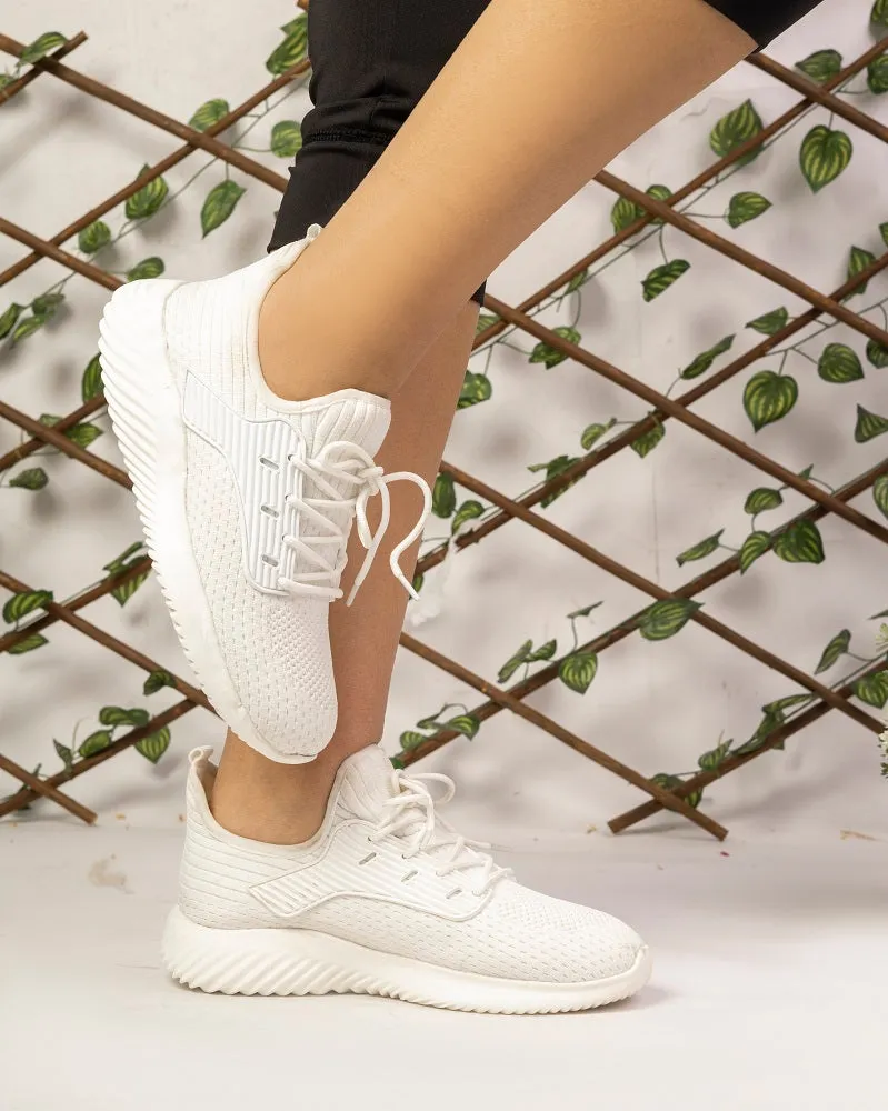 Women's Elite Sneakers 4130