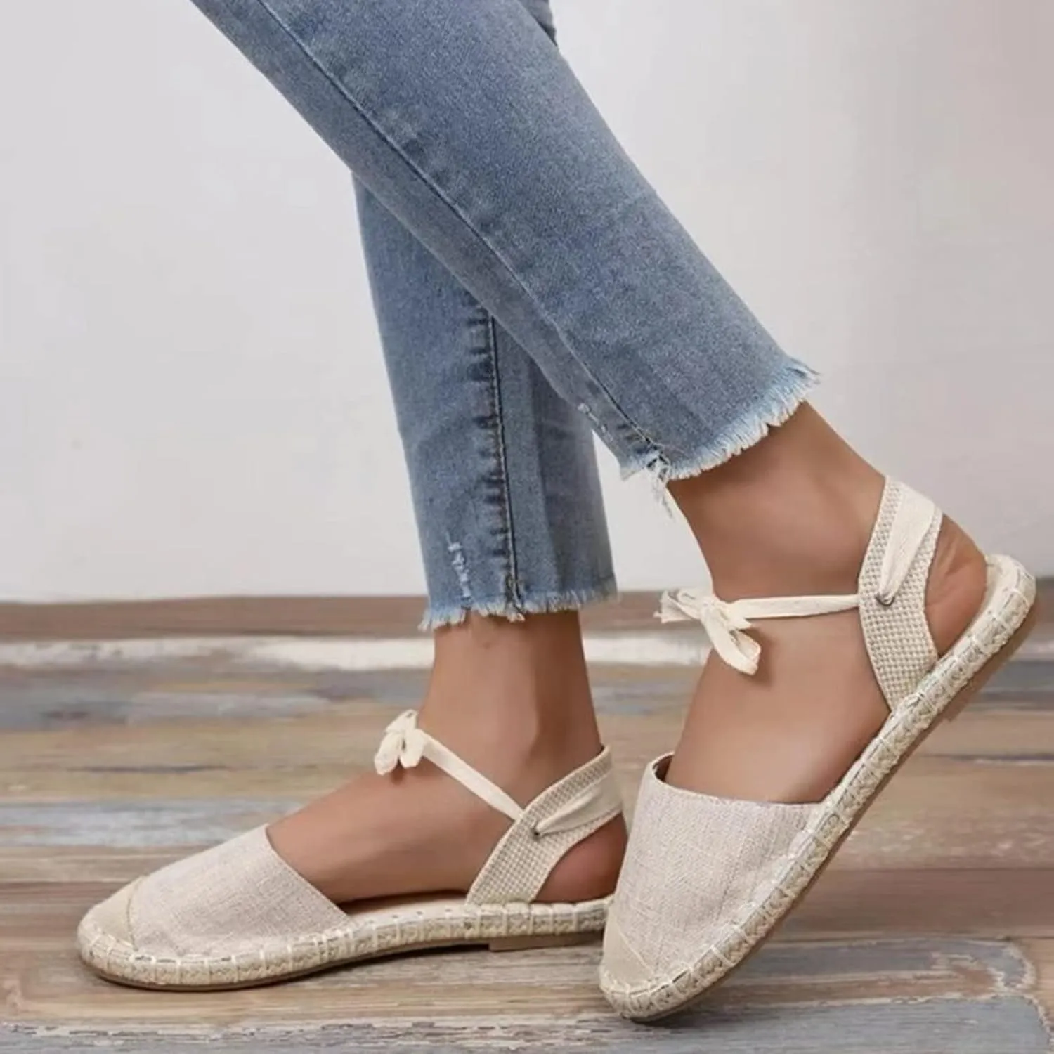 Women's Flat Bottom Sandals Rhinestone Open Toe Slip on Casual Sandals Comfortable Walking Flat Sandals