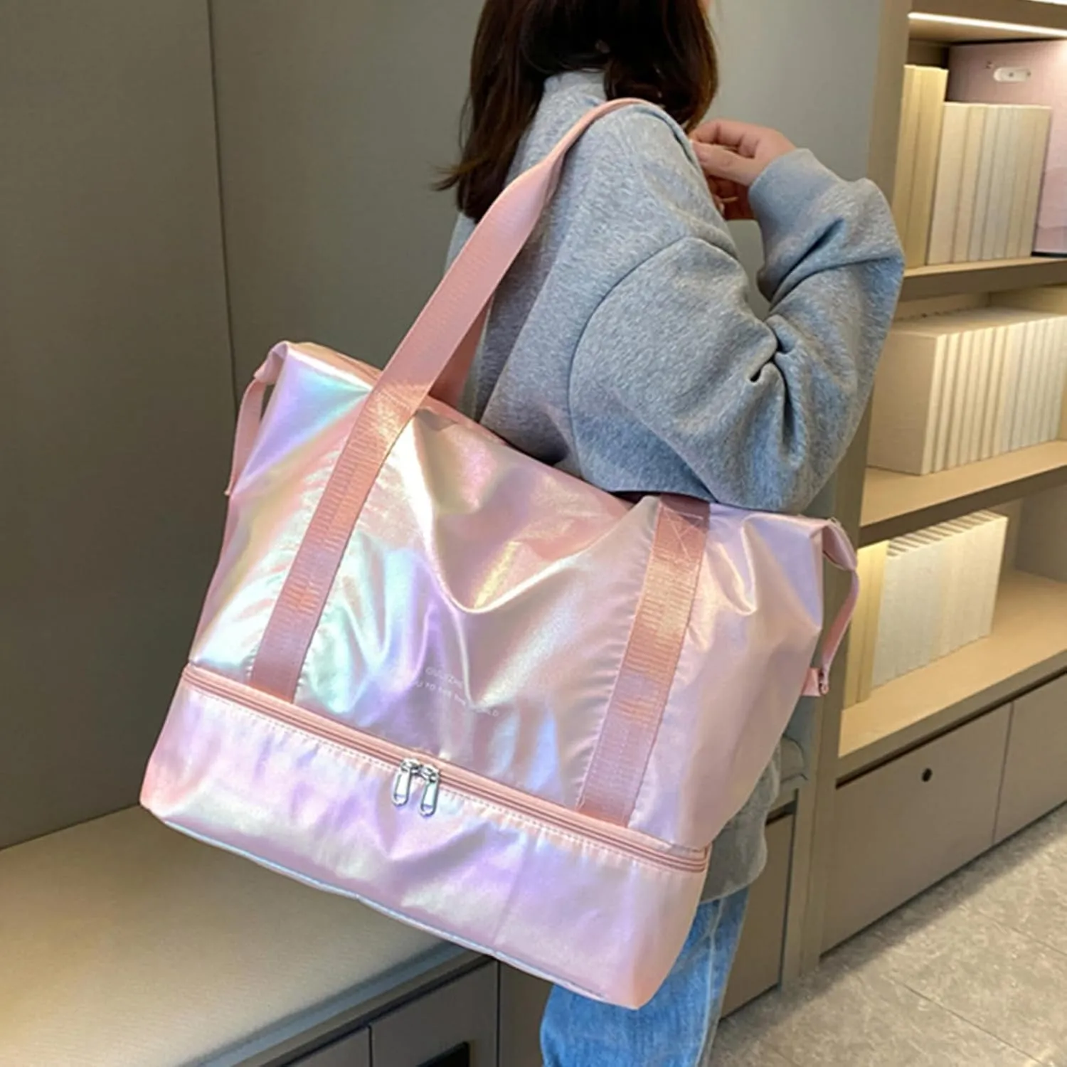 Women's Foldable Travel Duffel Bag, Large Gym Bag with Shoe Compartment, Waterproof Overnight Bag, Lightweight Weekender Bag (Pearlescent Pink)