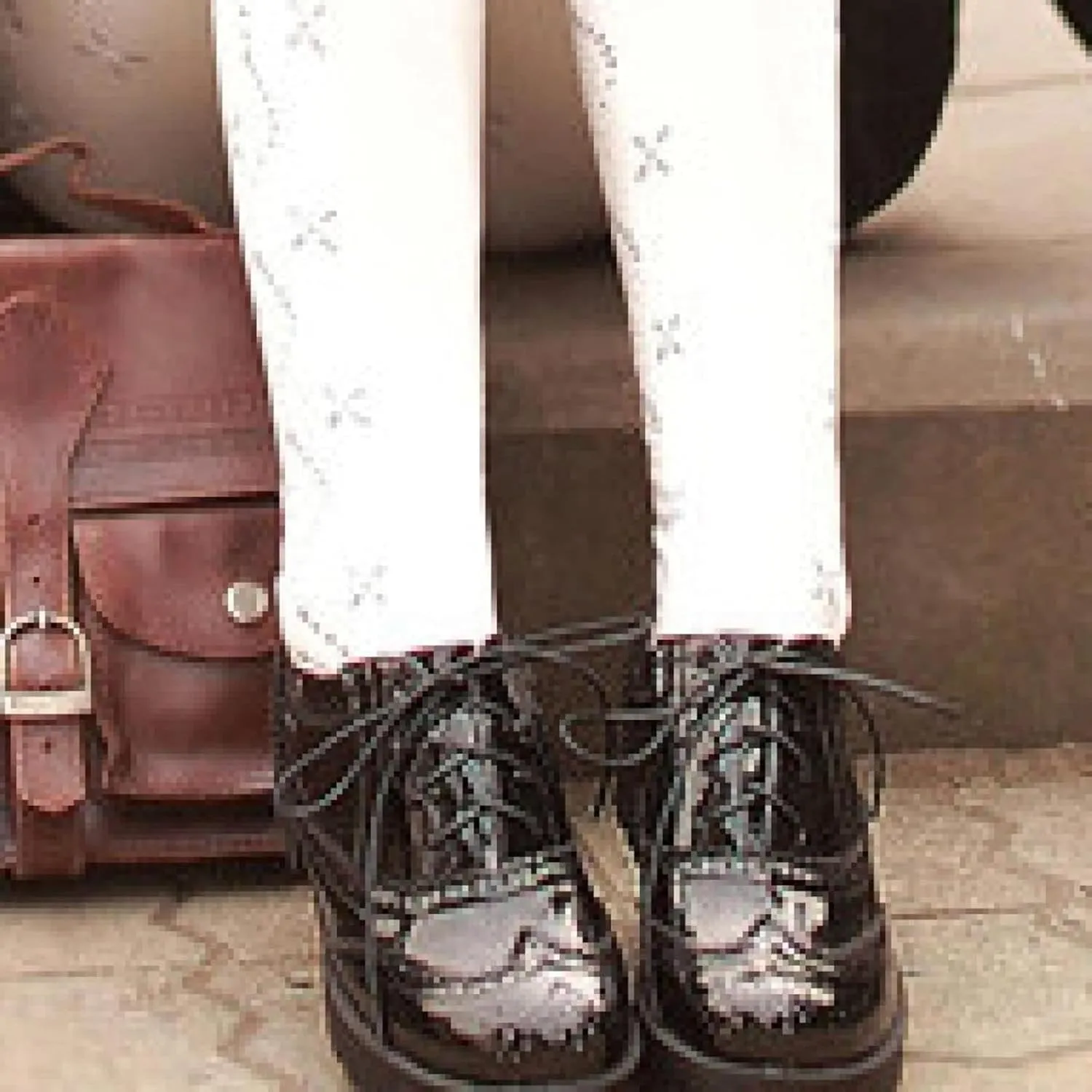Women's Round Toe Lace up Oxford Shoes Soft Low Heel Loafers with Perforated Wings Brogue Women's Bottom Shoes